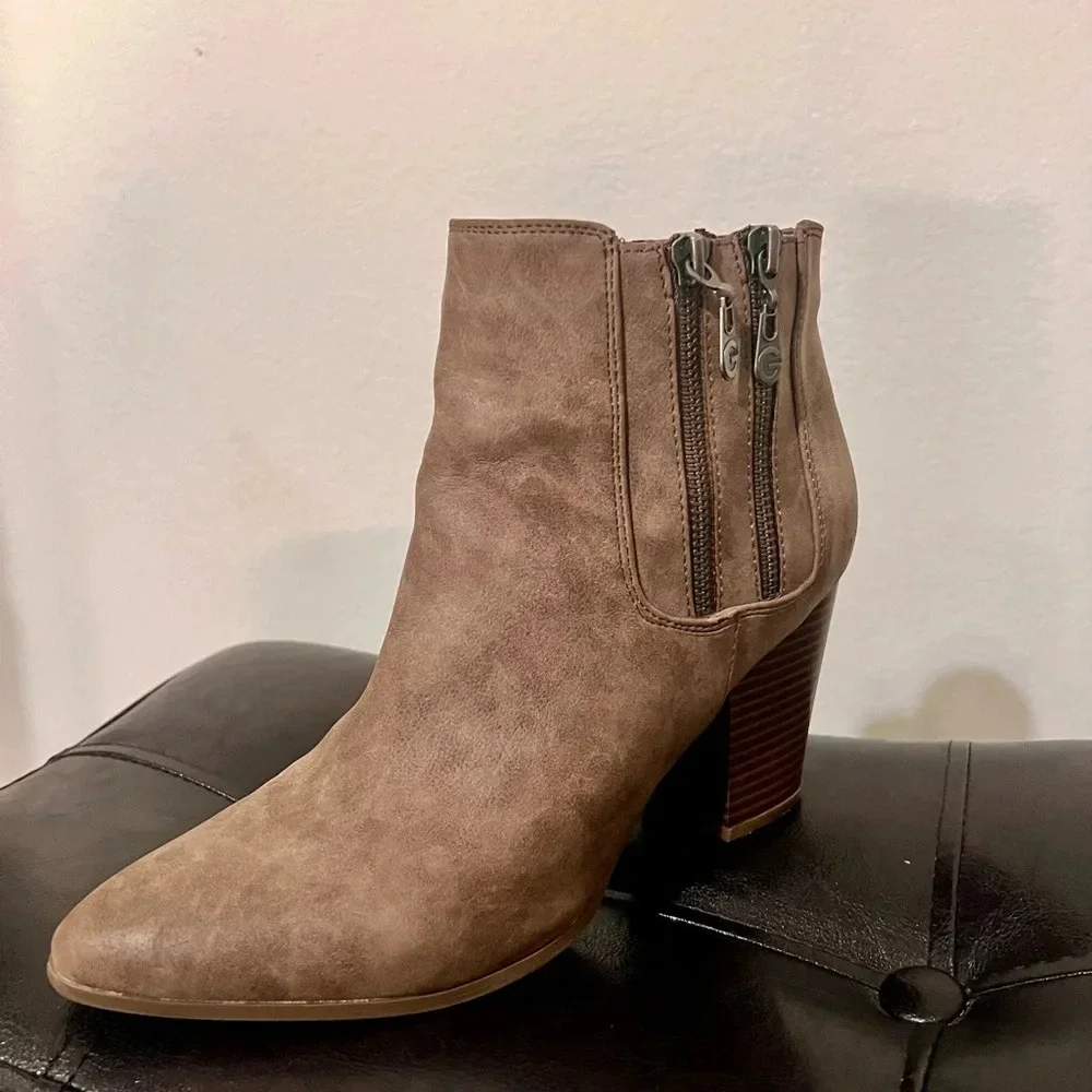 G by‎ Guess faux suede bootie
